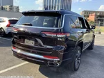 2022 Jeep Grand Cherokee Overland photo 3