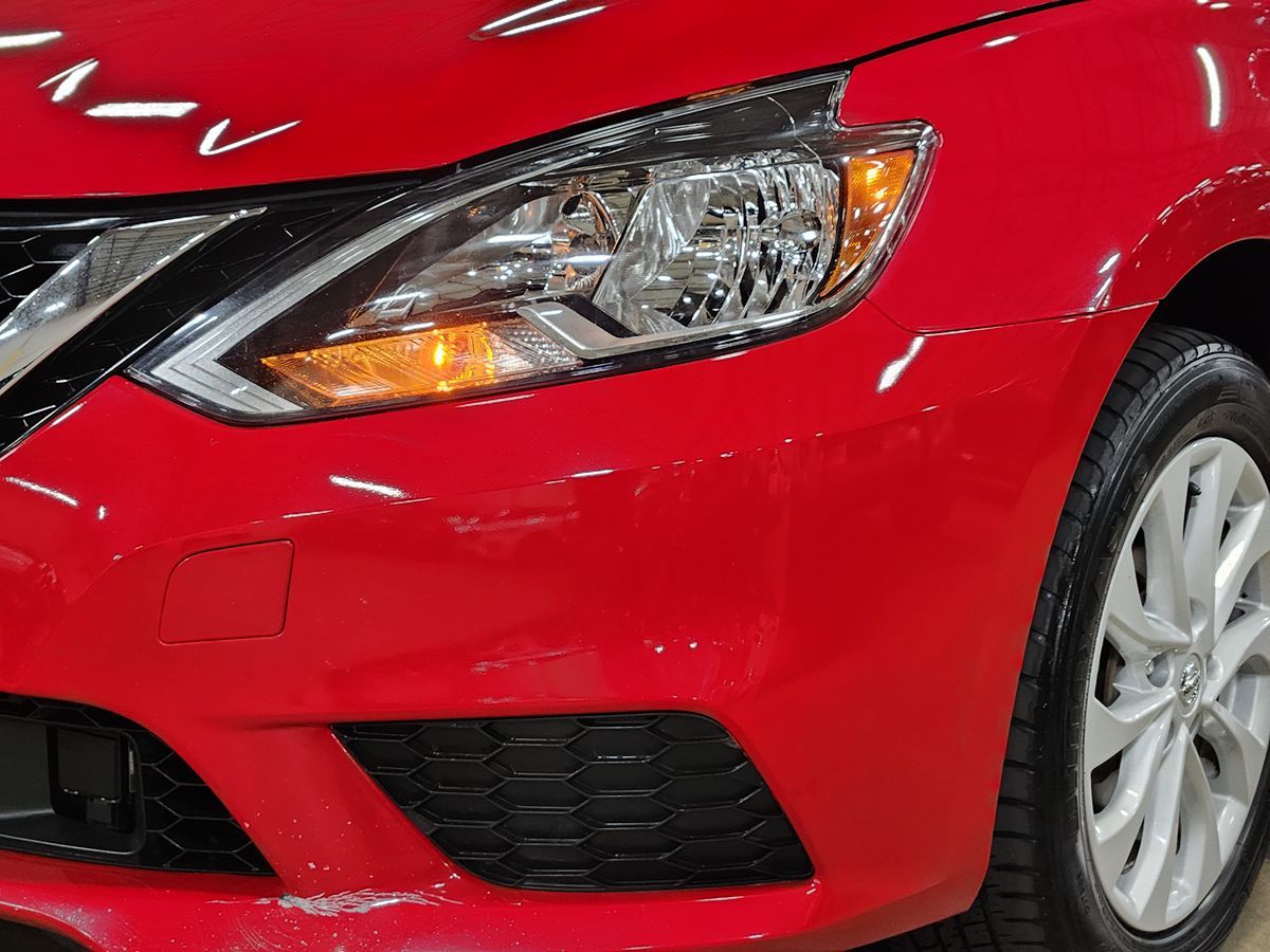 2019 Nissan Sentra SV photo 7