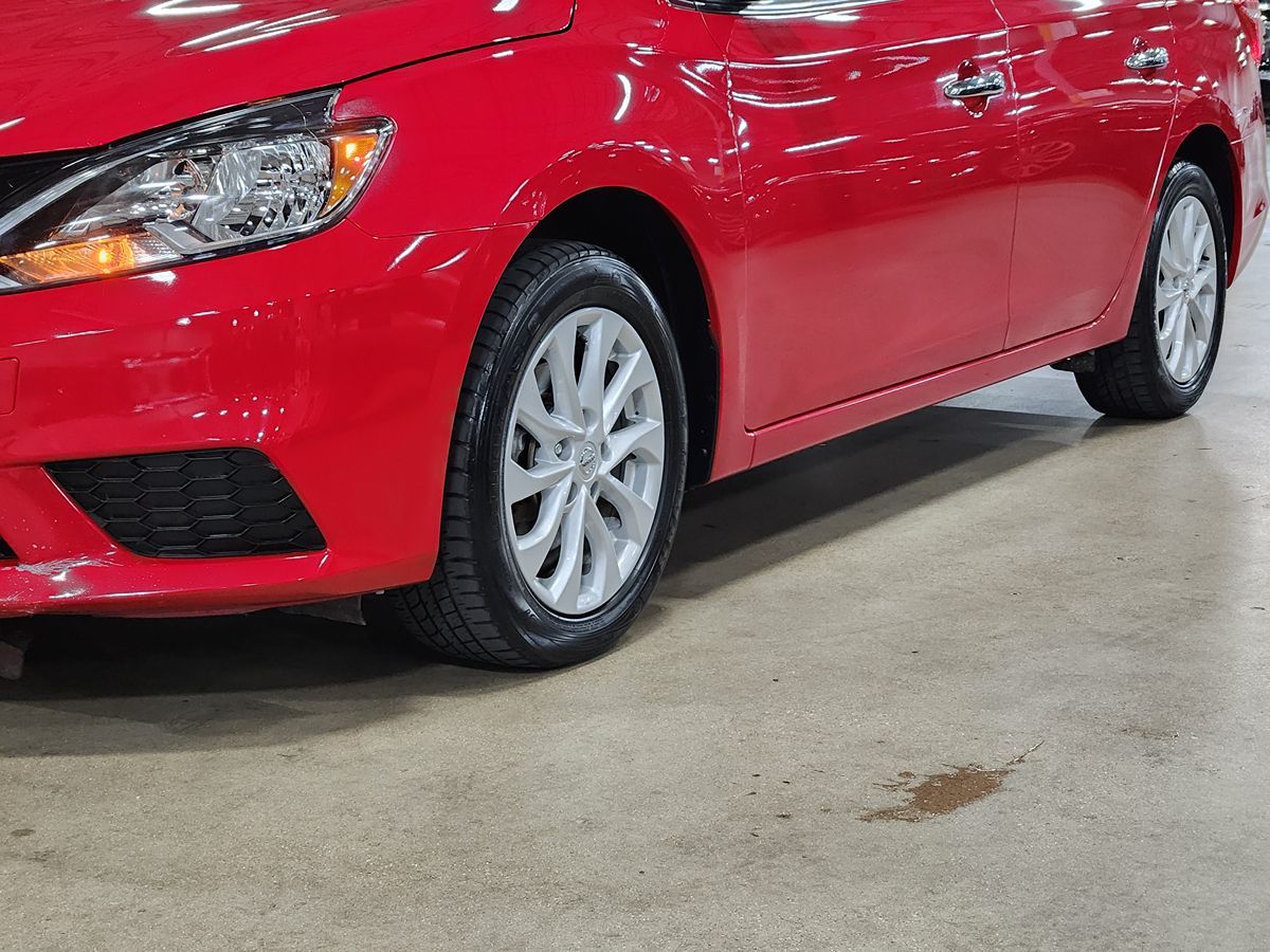 2019 Nissan Sentra SV photo 8