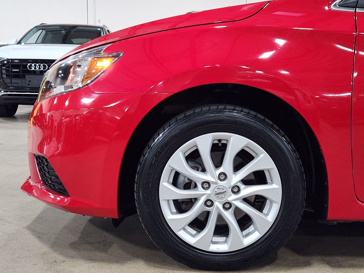 2019 Nissan Sentra SV photo 10