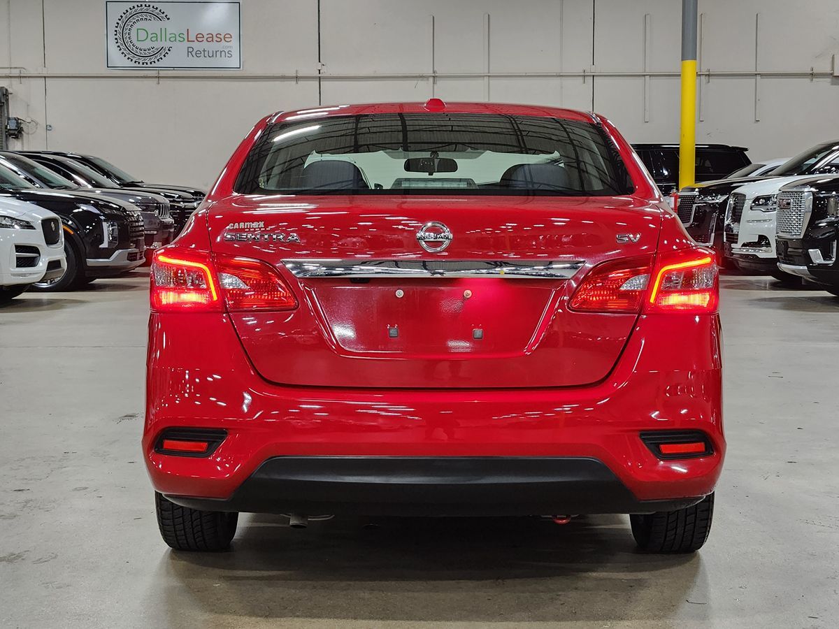 2019 Nissan Sentra SV photo 13