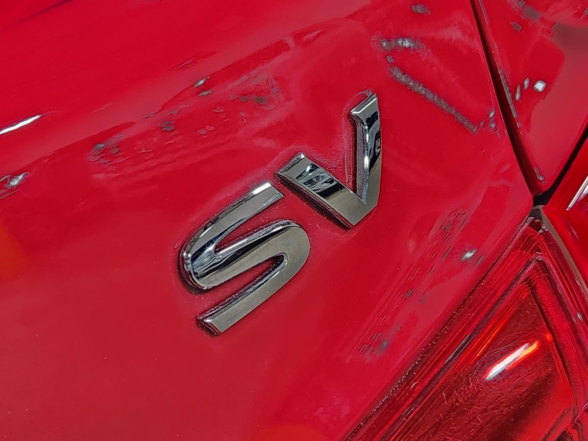 2019 Nissan Sentra SV photo 18