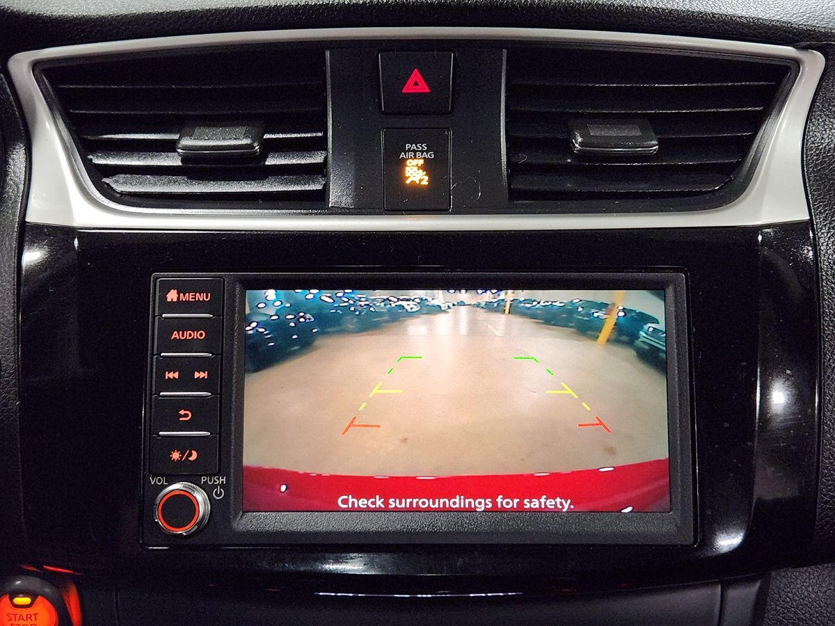 2019 Nissan Sentra SV photo 23
