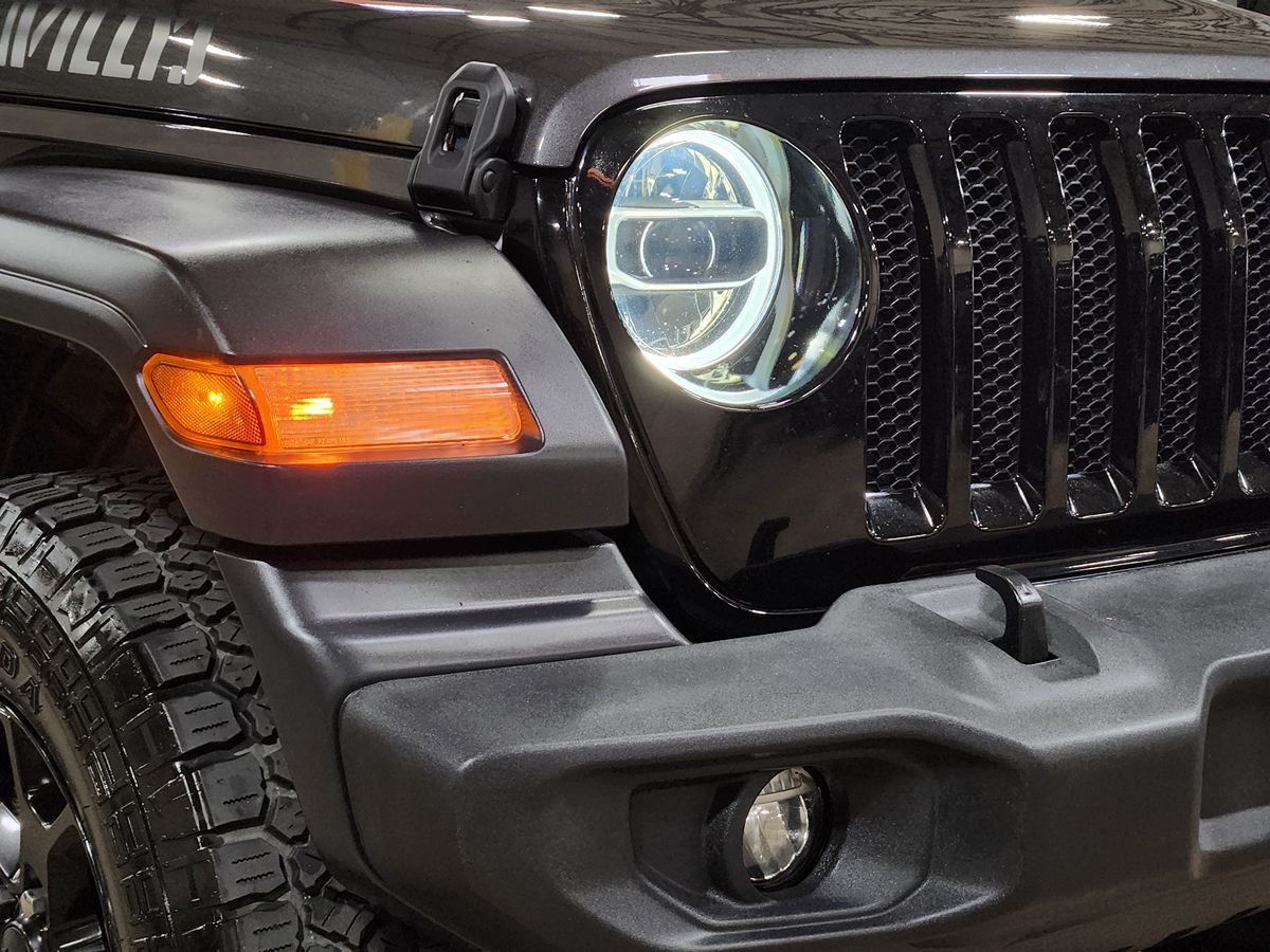 2020 Jeep Wrangler Willys photo 11