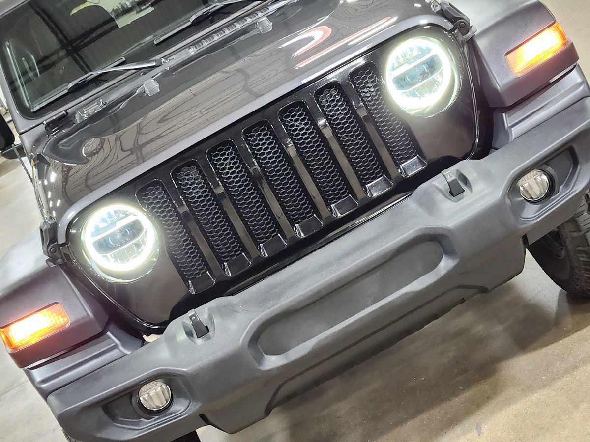 2020 Jeep Wrangler Willys photo 15
