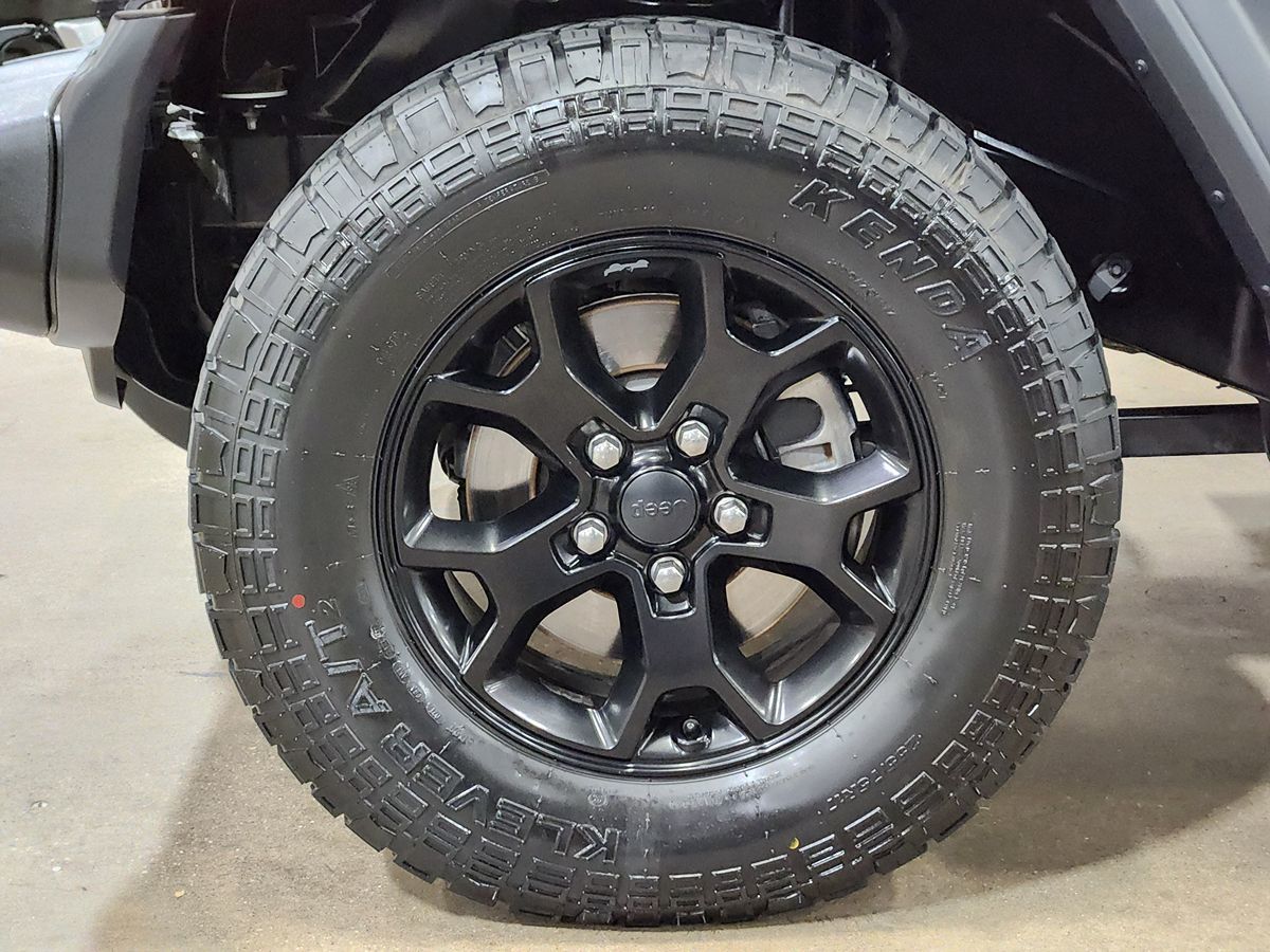 2020 Jeep Wrangler Willys photo 20