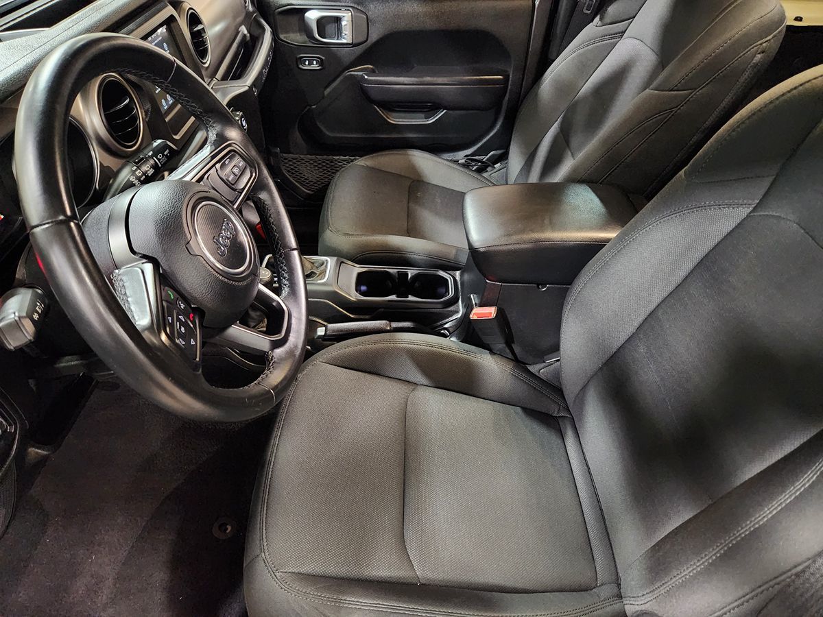 2020 Jeep Wrangler Willys photo 23