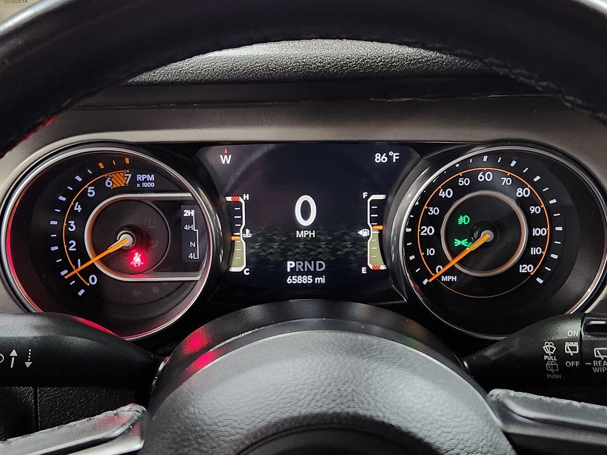 2020 Jeep Wrangler Willys photo 25