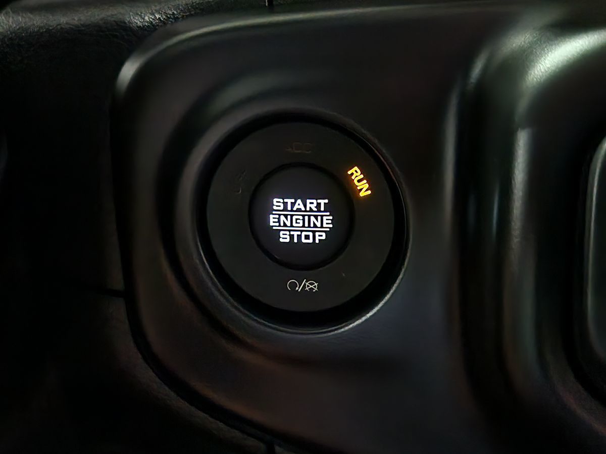 2020 Jeep Wrangler Willys photo 31
