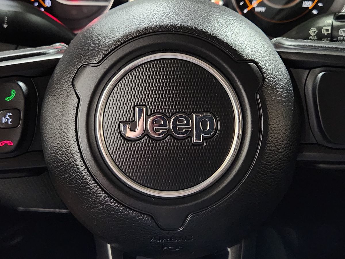 2020 Jeep Wrangler Willys photo 38