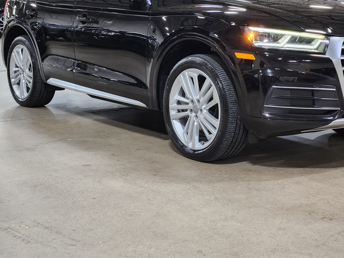 2018 Audi Q5 Premium Plus photo 11