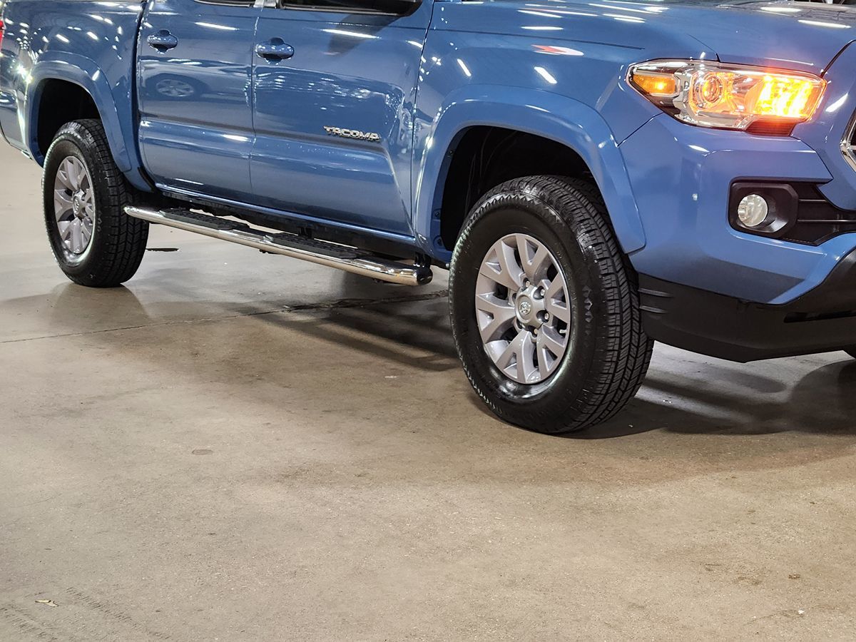 2019 Toyota Tacoma SR5 photo 13