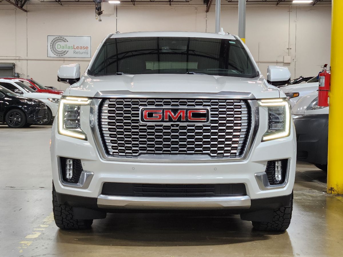 2022 Gmc Yukon XL Denali photo 2