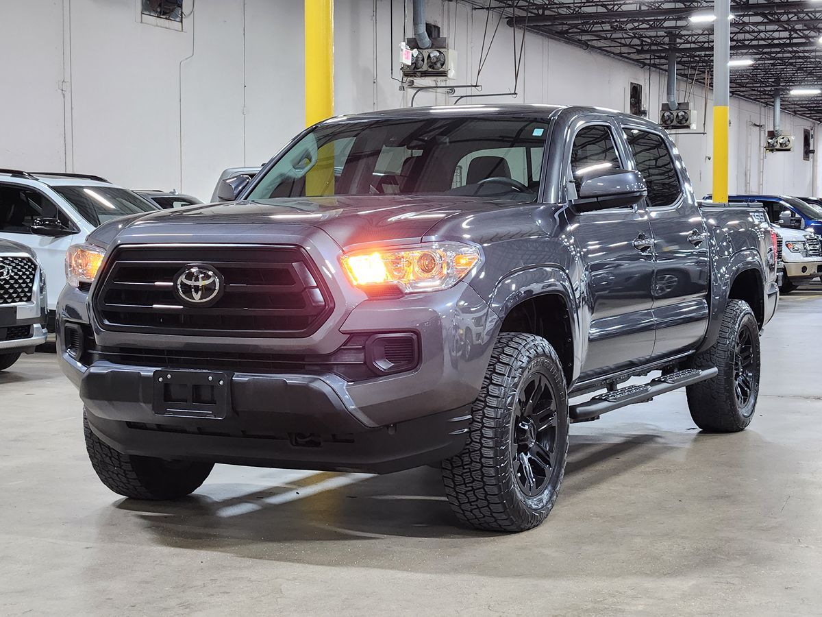 2022 Toyota Tacoma SR photo 3