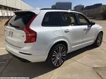 2021 Volvo XC90 Momentum photo 3