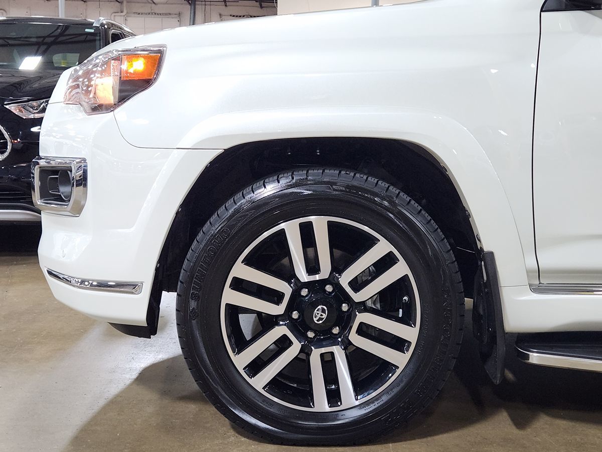 2021 Toyota 4Runner Limited photo 2