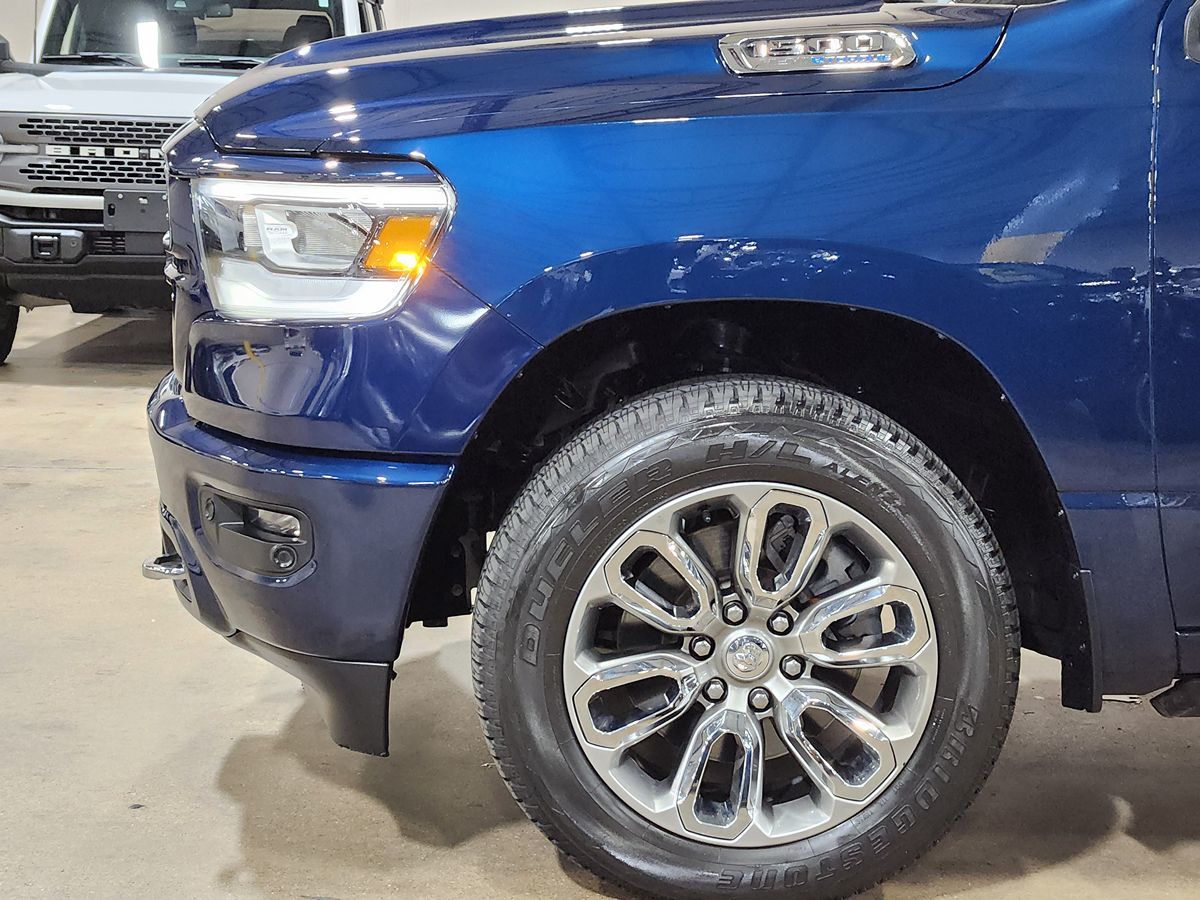 2023 Ram 1500 Laramie photo 3