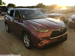2022 Toyota Highlander LE photo 4