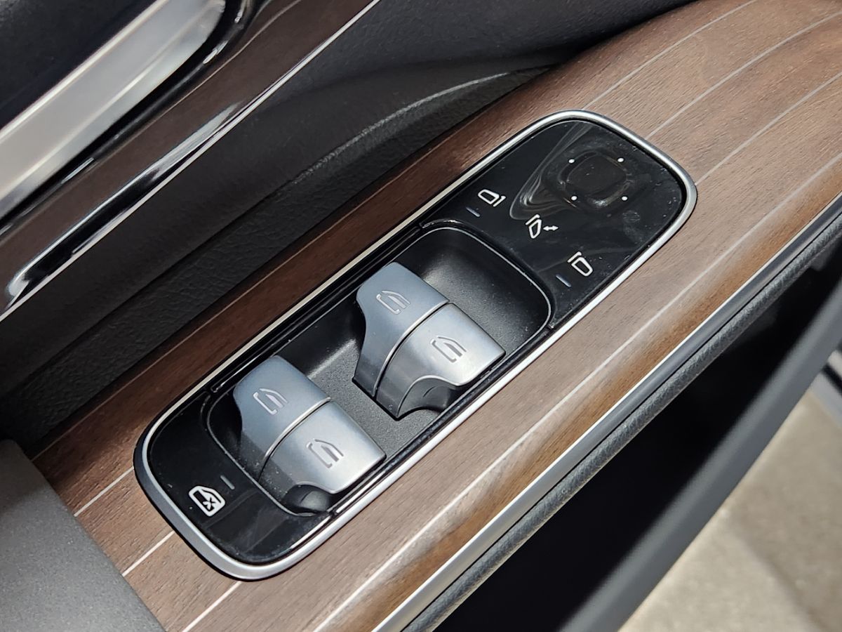 2023 Mercedes-Benz EQS SUV Base - Photo 42