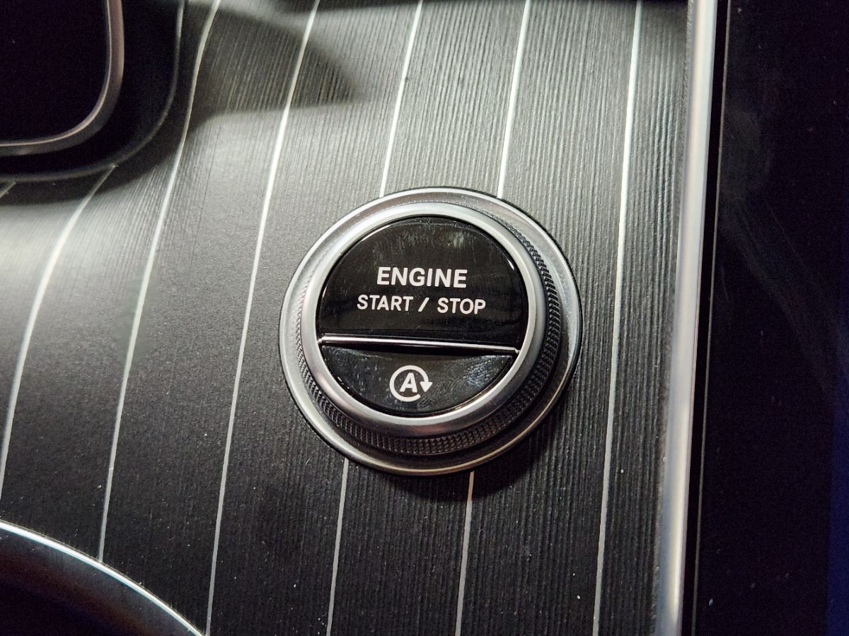 2023 Mercedes-Benz C-Class Sedan C 300 - Photo 38