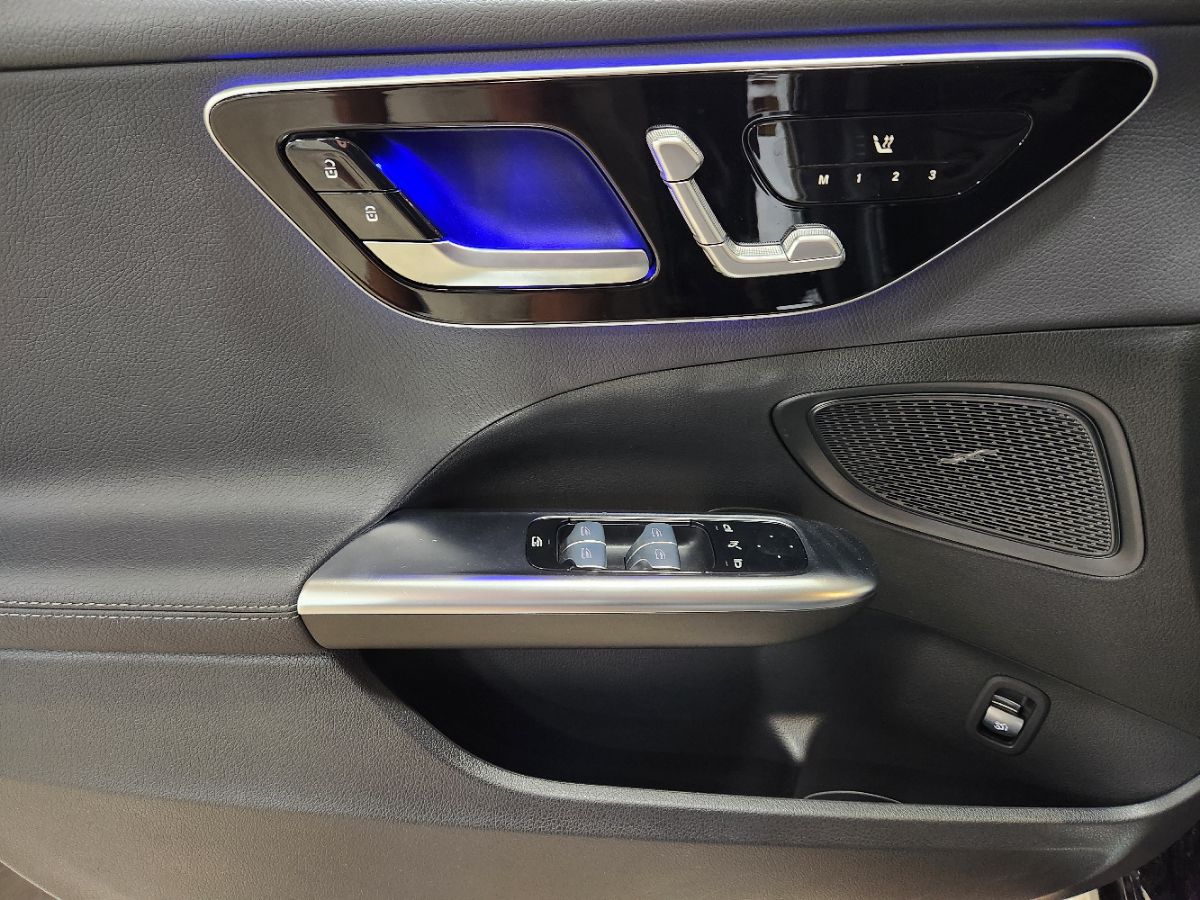 2023 Mercedes-Benz C-Class Sedan C 300 - Photo 40