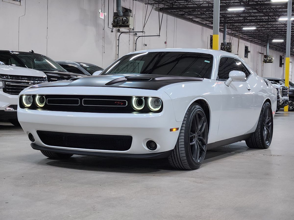 Sold 2016 Dodge Challenger R/T in Dallas