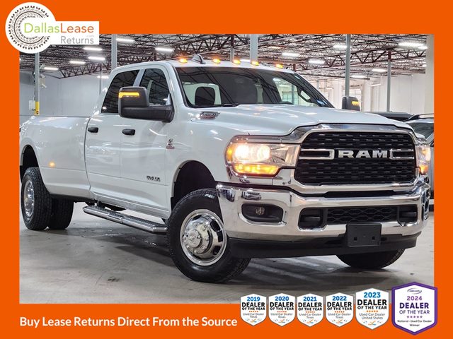 White 2024 RAM 3500 Big Horn Crew Cab LB DRW 4WD Pickup Truck Four-Wheel Drive Automatic