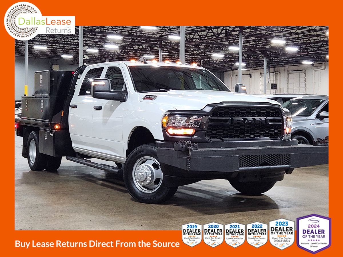 2024 RAM 3500 Chassis Tradesman Crew Cab LB DRW RWD