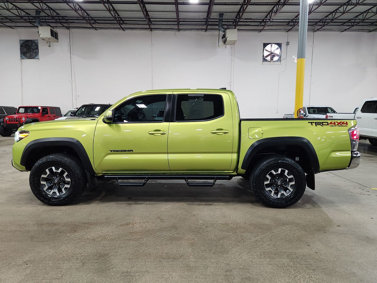 View vehicle photo 7