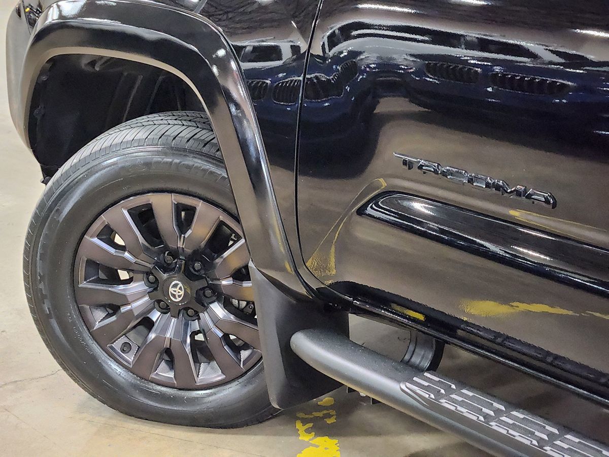 2023 Toyota Tacoma Limited - Photo 23