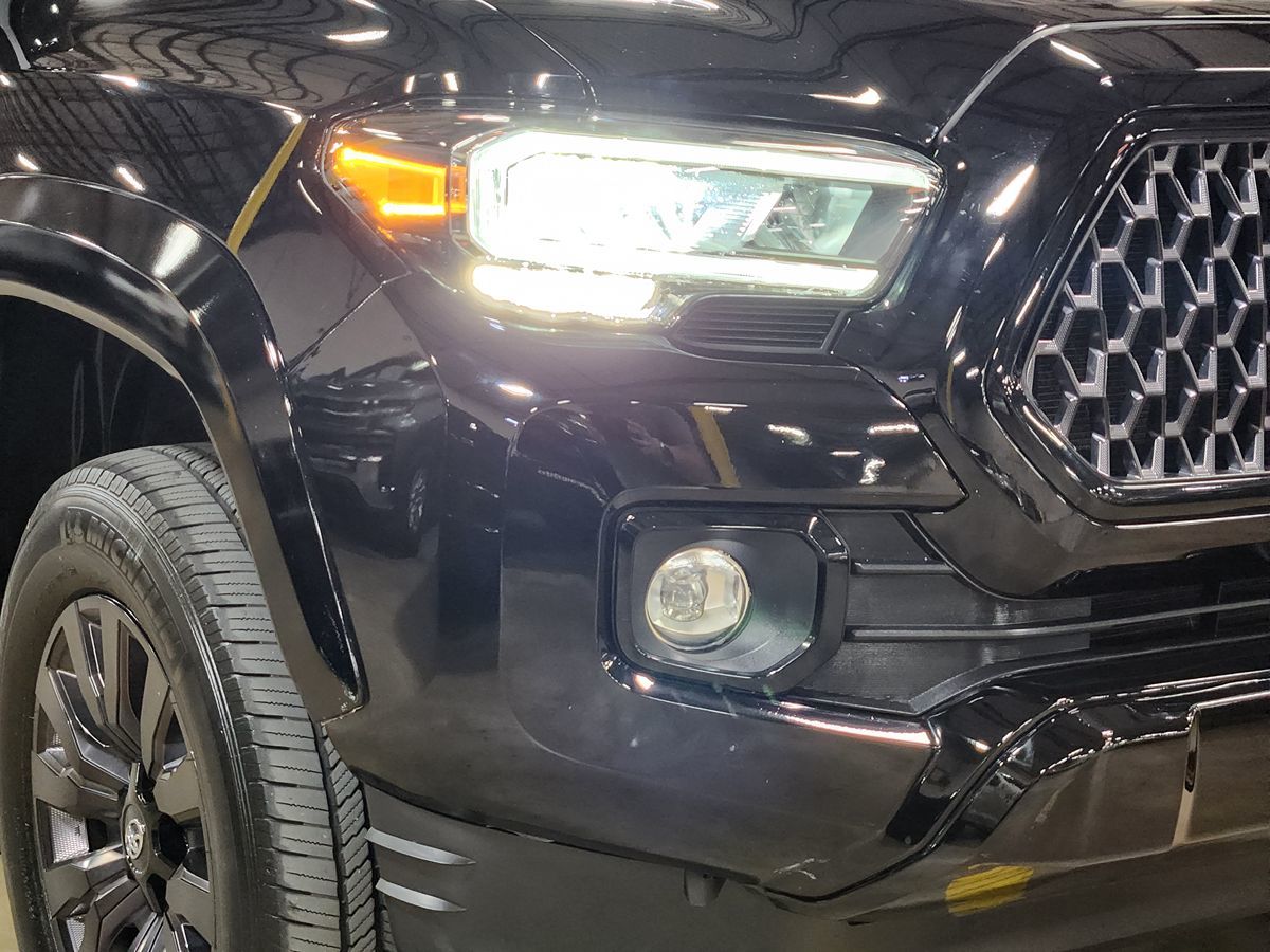 2023 Toyota Tacoma Limited - Photo 13