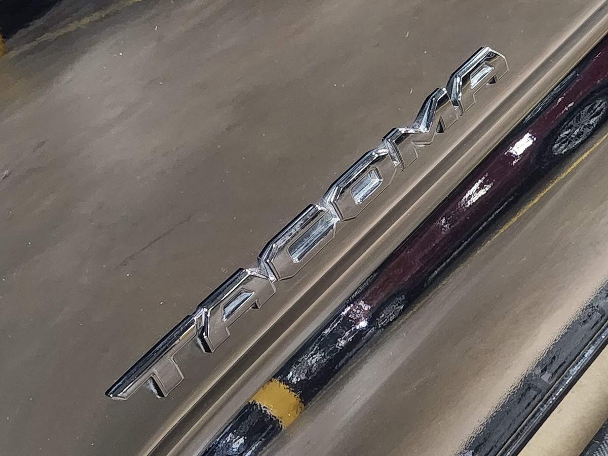 2023 Toyota Tacoma Limited - Photo 25