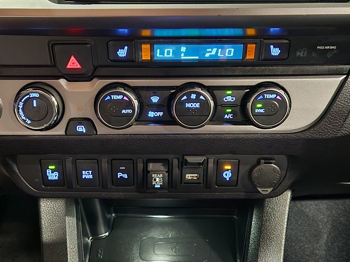 2023 Toyota Tacoma Limited - Photo 39