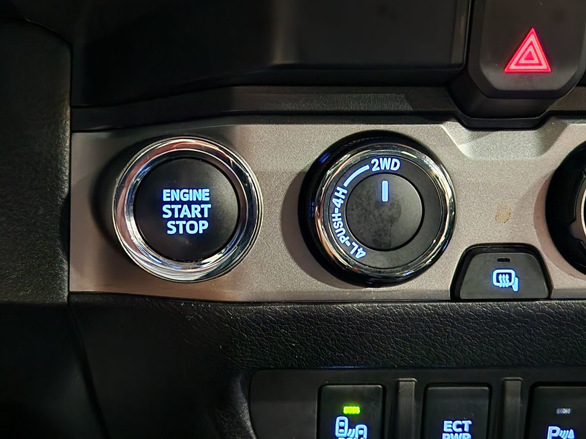 2023 Toyota Tacoma Limited - Photo 41