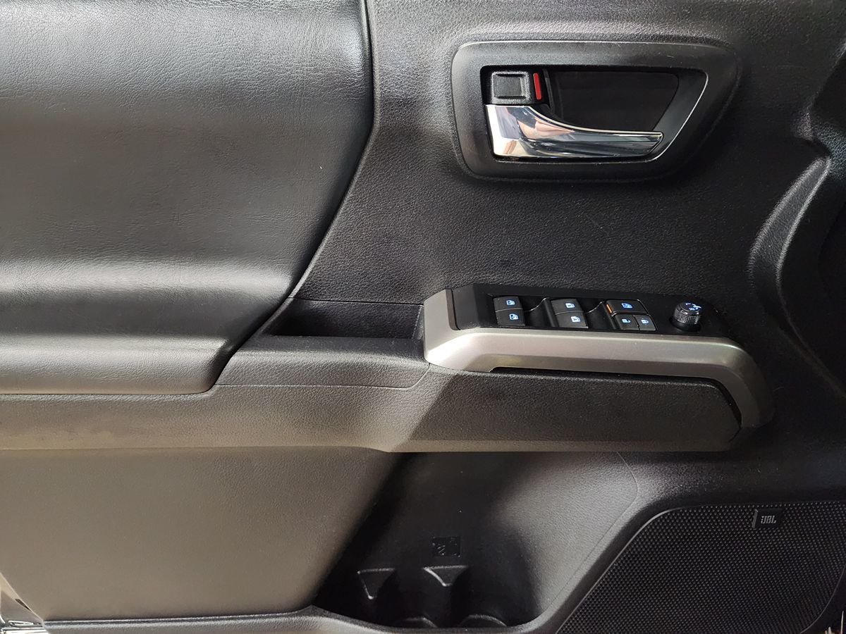 2023 Toyota Tacoma Limited - Photo 43