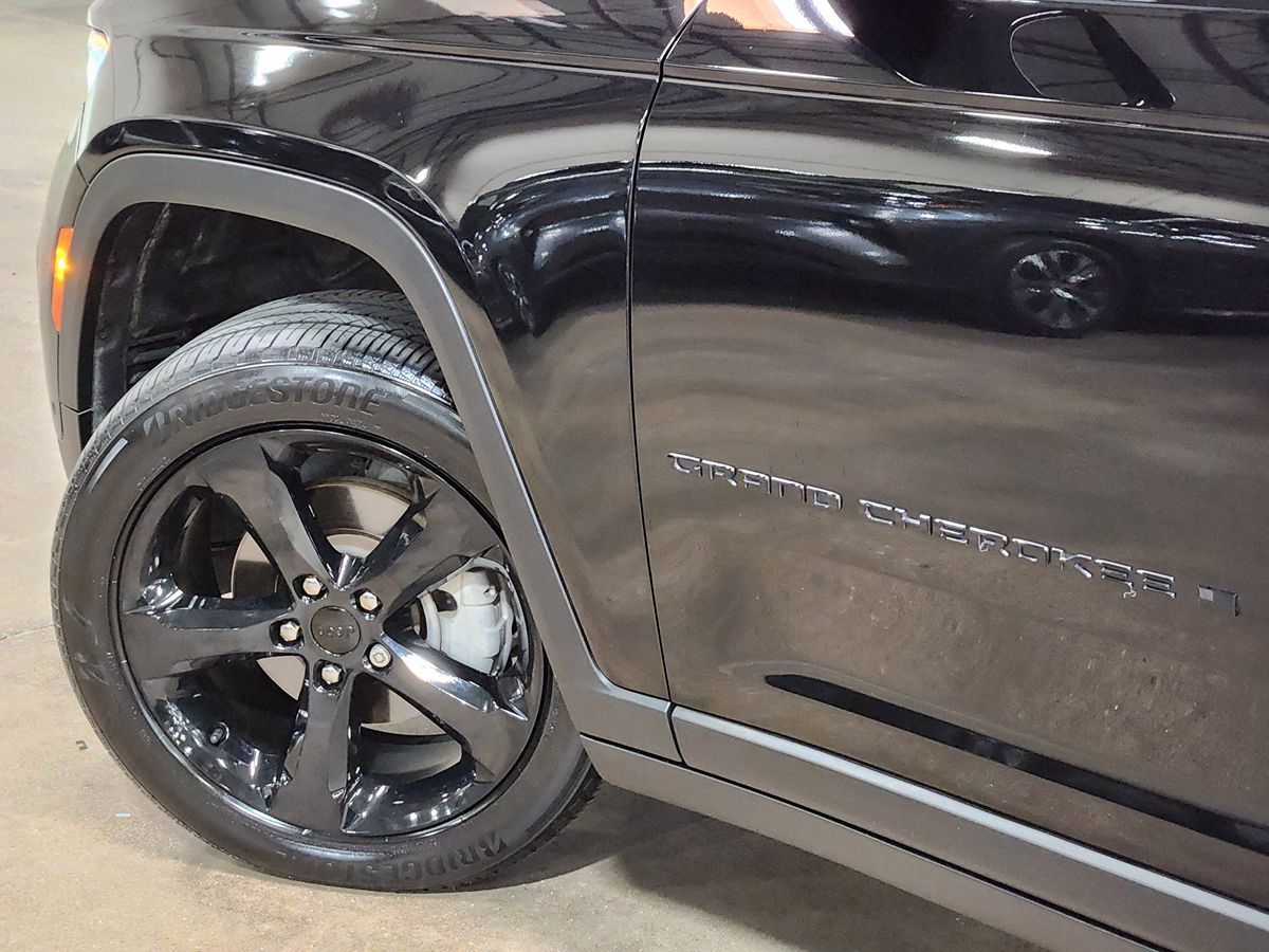 Sold 2023 Jeep Grand Cherokee Limited in Dallas