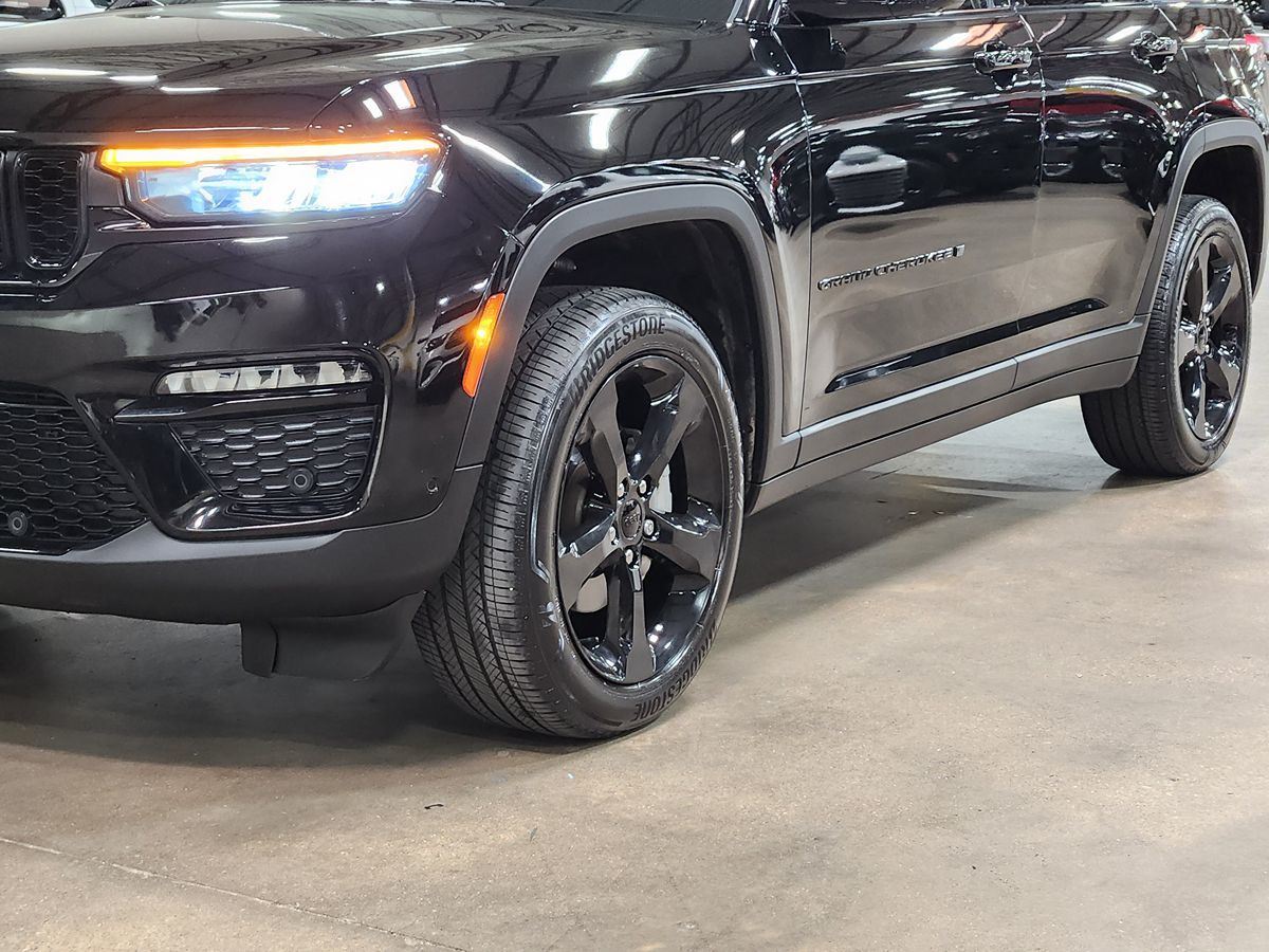 Sold 2023 Jeep Grand Cherokee Limited in Dallas