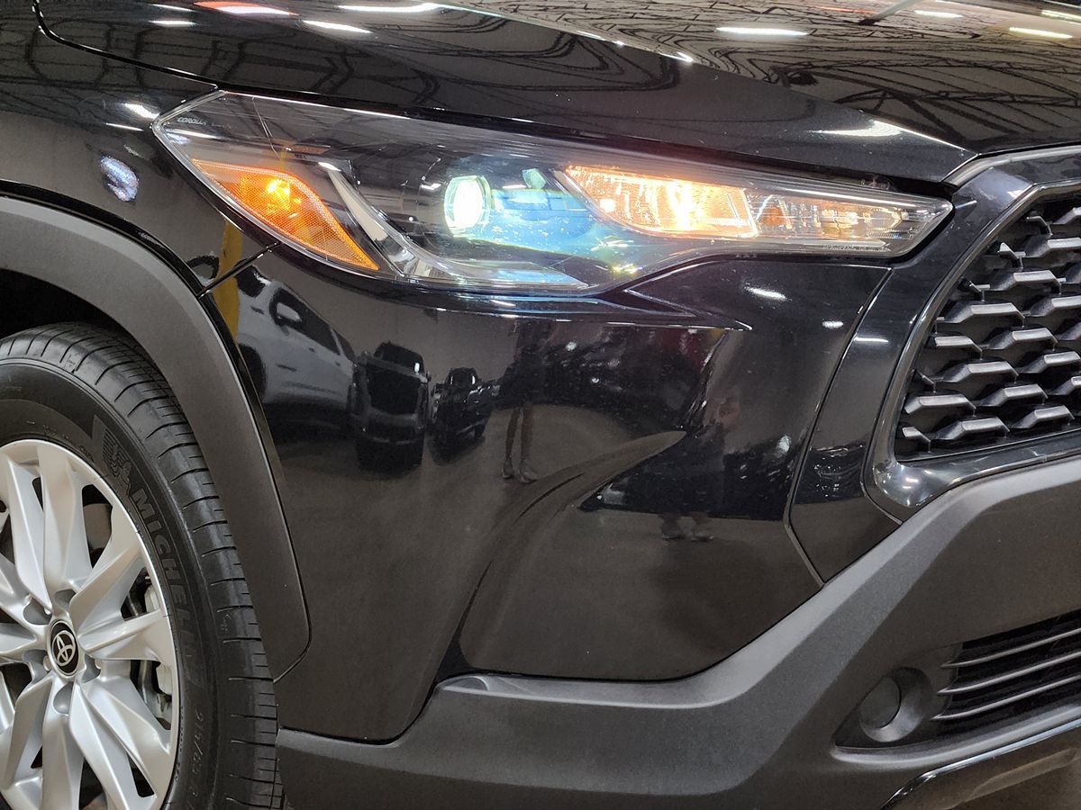 2023 Toyota Corolla Cross LE - Photo 14