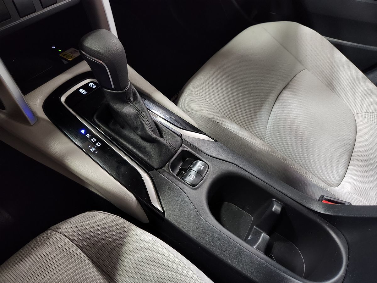 2023 Toyota Corolla Cross LE - Photo 40