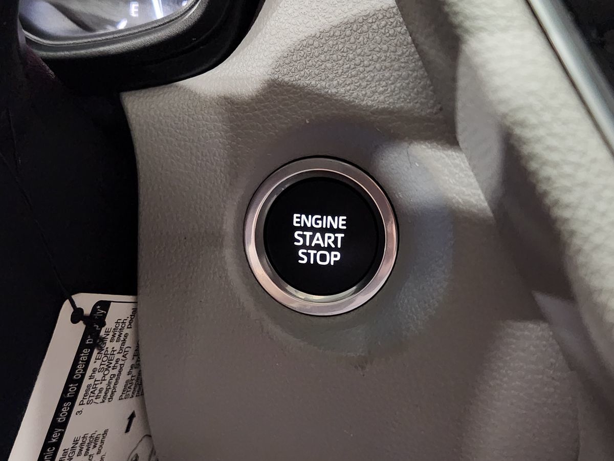2023 Toyota Corolla Cross LE - Photo 41