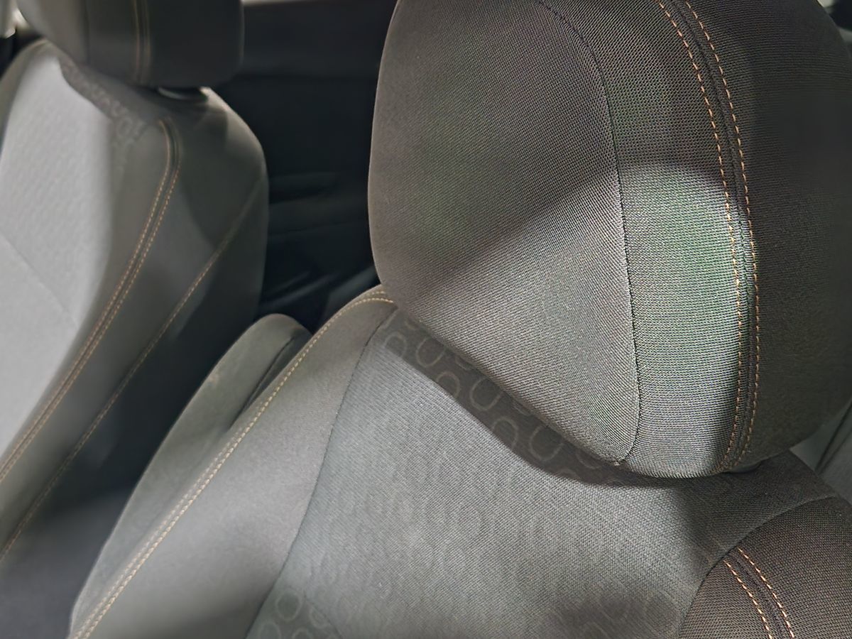 2022 Chevrolet Trax LS - Photo 33