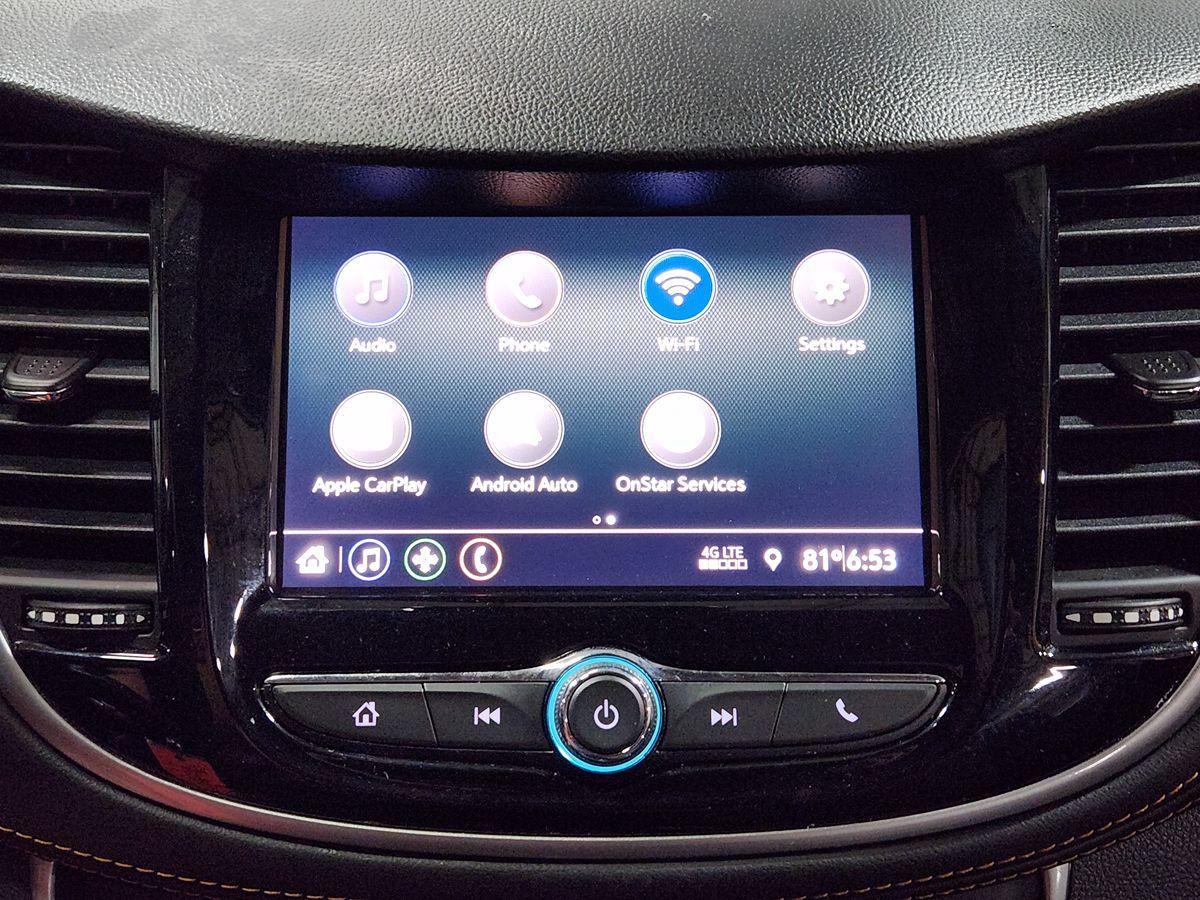 2022 Chevrolet Trax LS - Photo 36