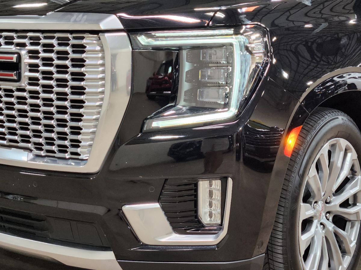 2024 GMC Yukon Denali - Photo 14