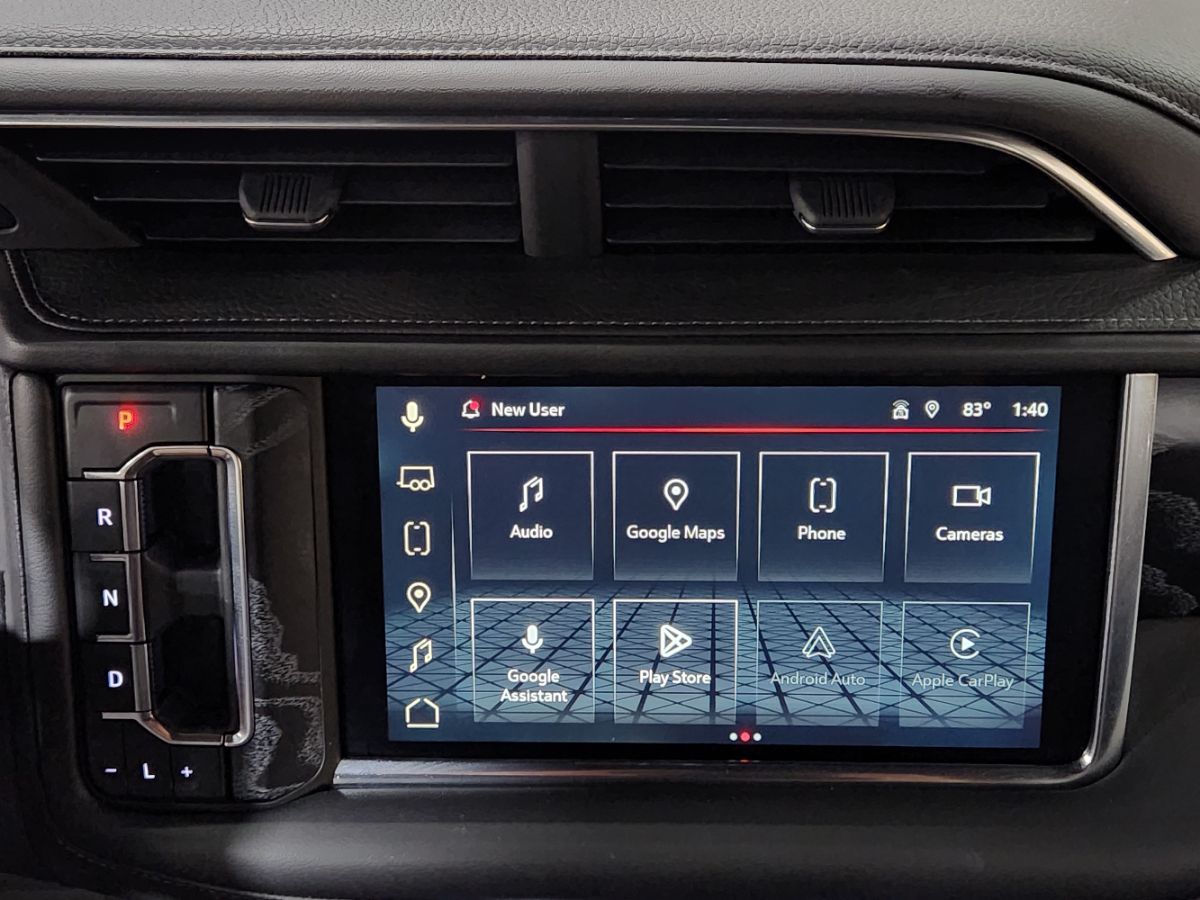 2024 GMC Yukon Denali - Photo 38