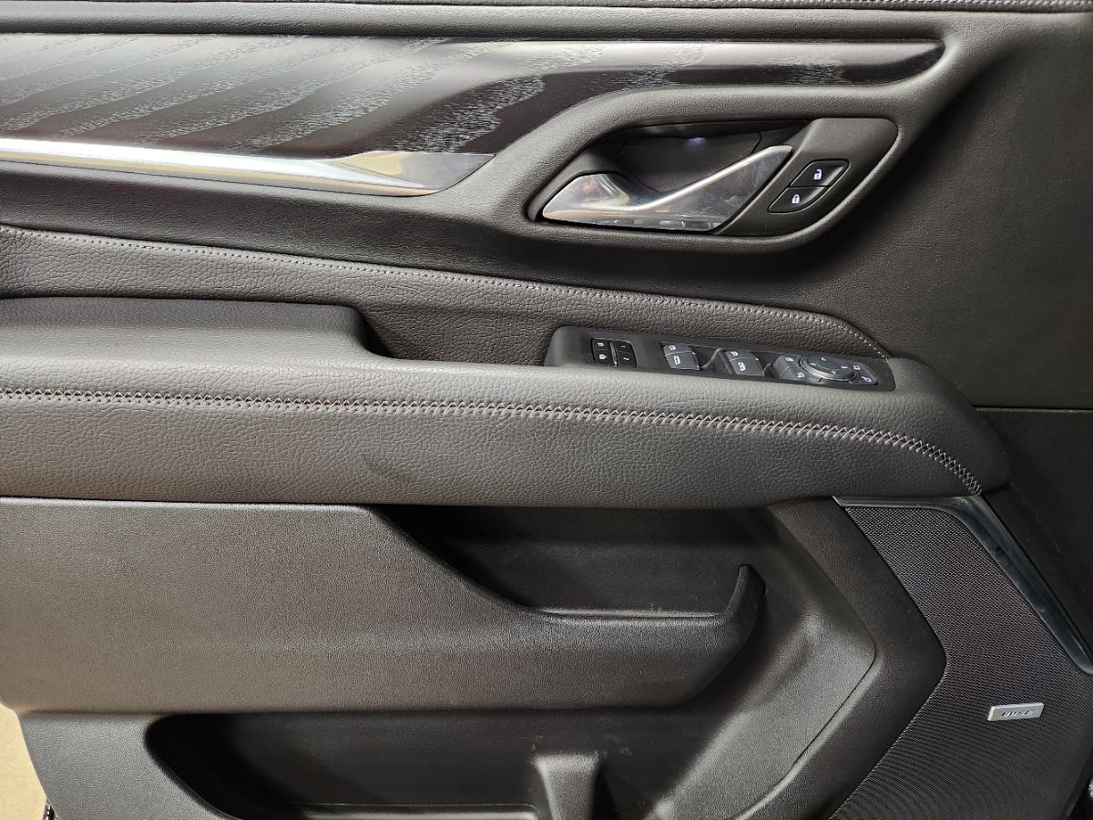 2024 GMC Yukon Denali - Photo 44
