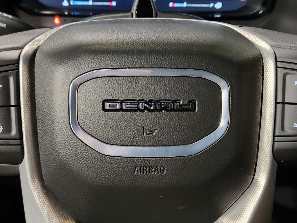 2024 GMC Yukon Denali - Photo 51