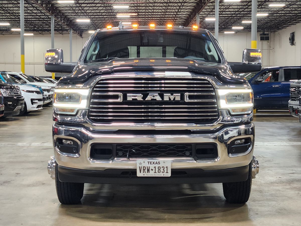 2024 RAM Ram 3500 Pickup Laramie - Photo 2