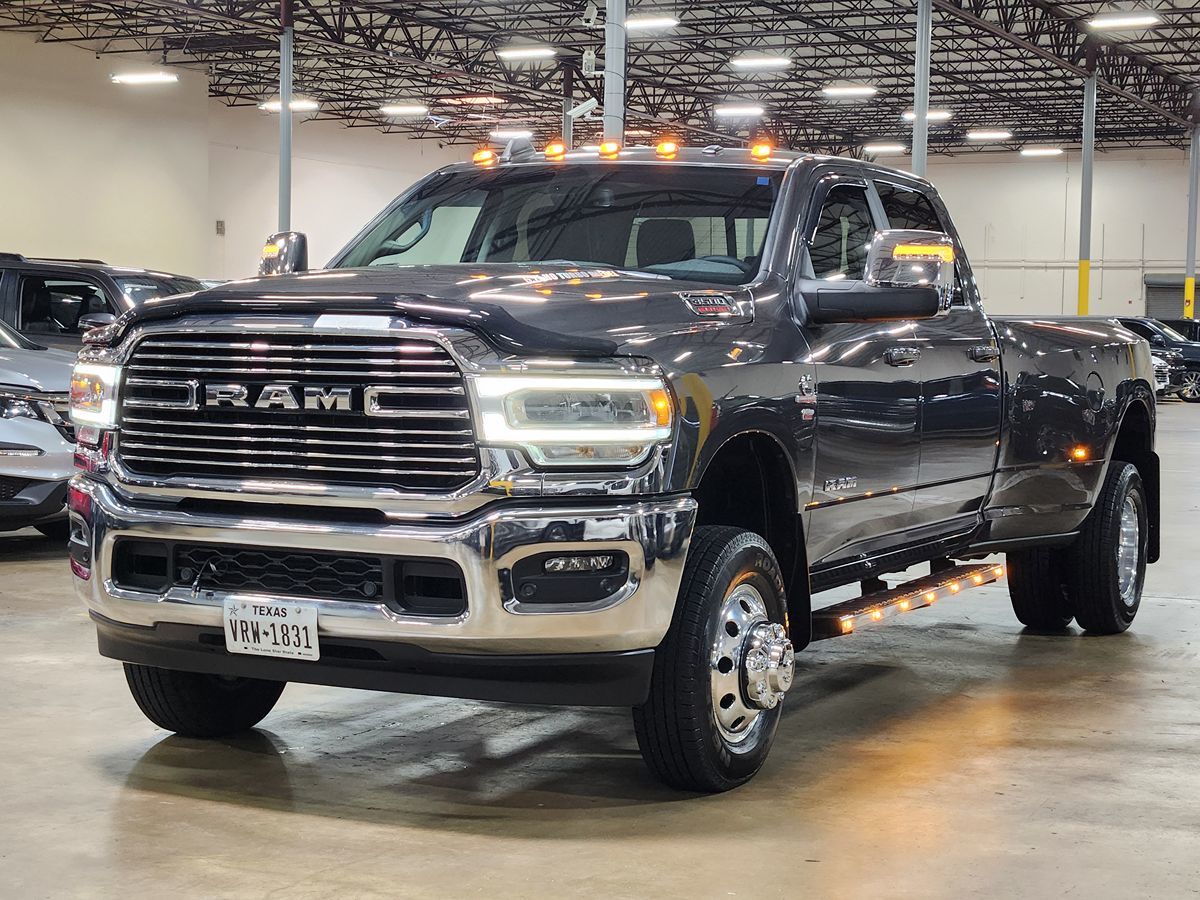 2024 RAM Ram 3500 Pickup Laramie - Photo 4