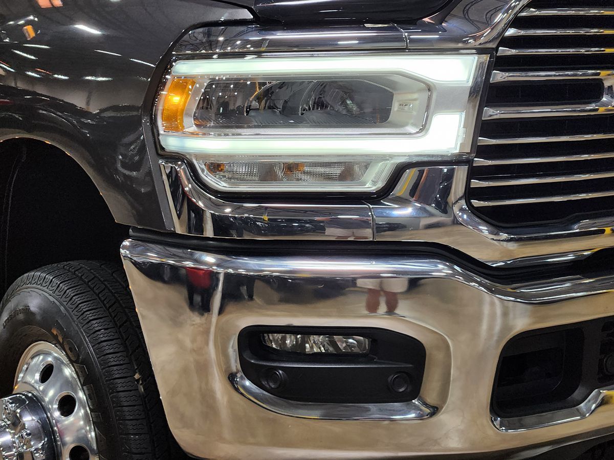 2024 RAM Ram 3500 Pickup Laramie - Photo 13