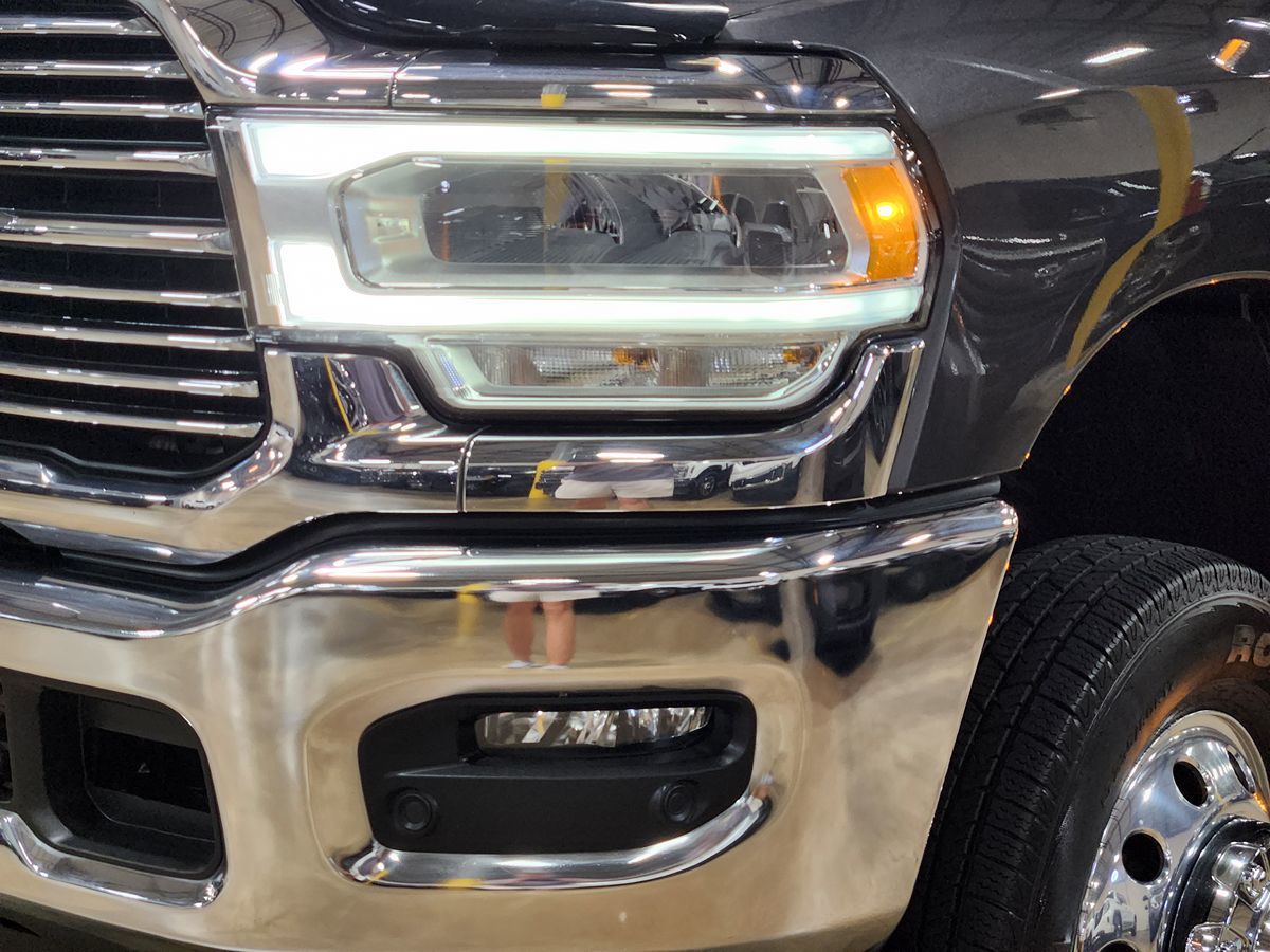 2024 RAM Ram 3500 Pickup Laramie - Photo 14